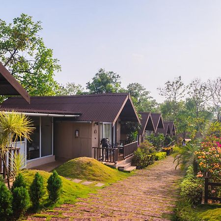Stone Wood Resort, Mandrem Exterior photo